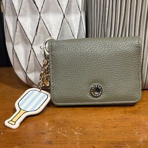 Steve Madden Bifold Clip On Card Case Wallet with Pickleball Keychain